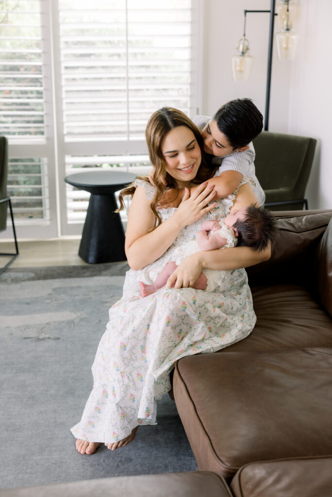 in home newborn photography with mother and children